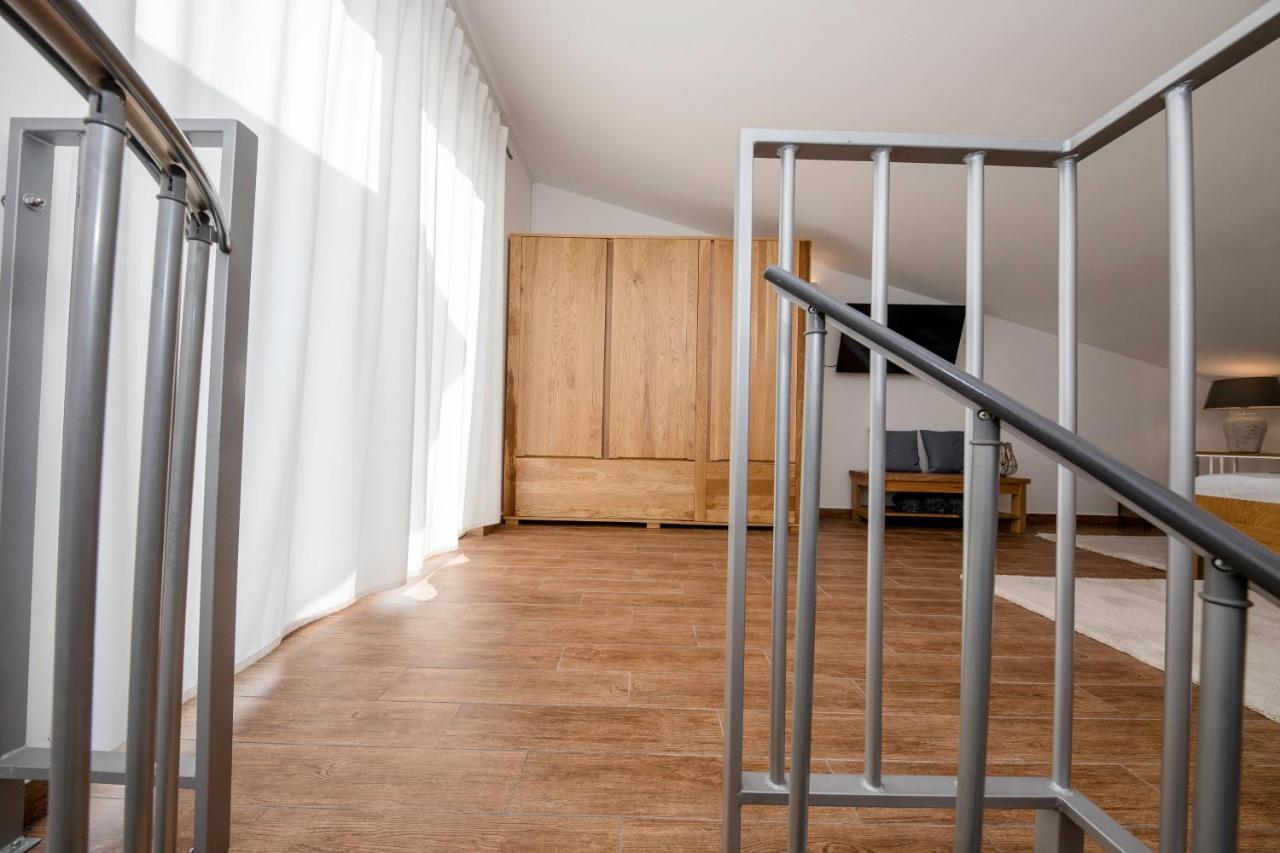 Palit 497/D, Apartment F 外观 照片