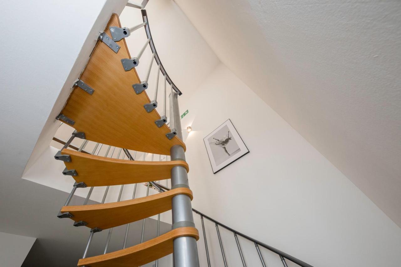 Palit 497/D, Apartment F 外观 照片